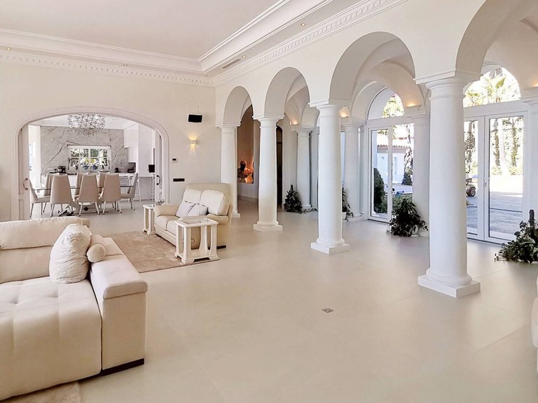 Villa for Sale in Benahavis, Malaga 8
