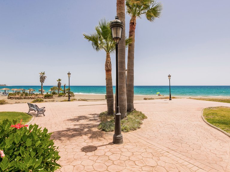 Apartment for Sale in Estepona, Malaga 8
