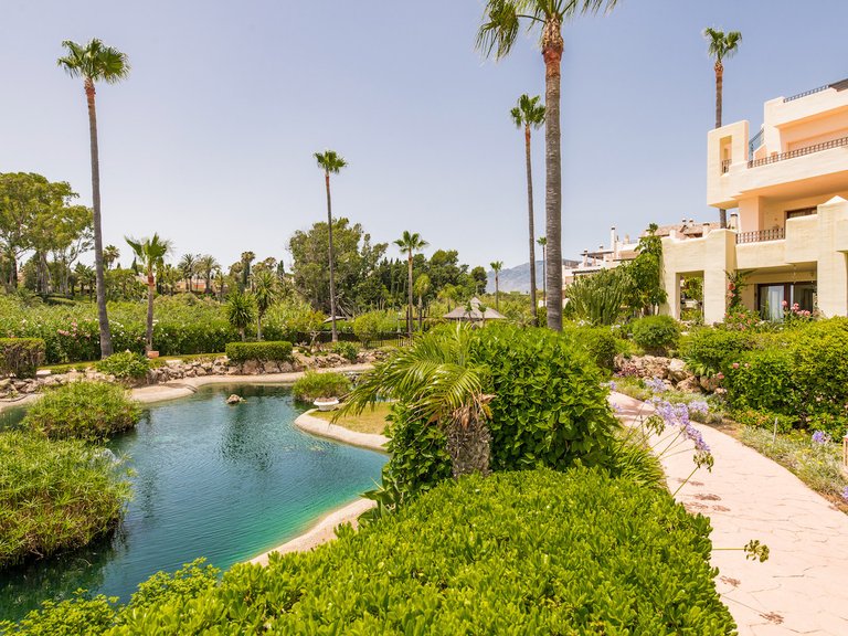 Apartment for Sale in Estepona, Malaga 5