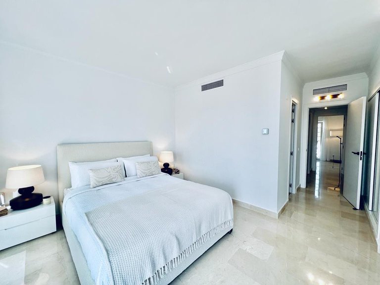 Apartment for Sale in Marbella, Malaga 9
