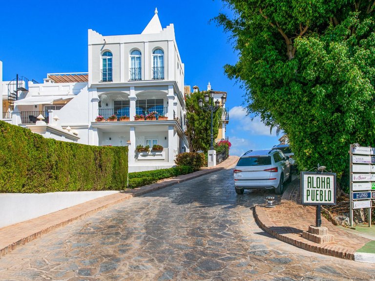 Apartment for Sale in Marbella, Malaga 15