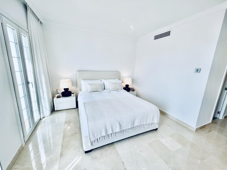 Apartment for Sale in Marbella, Malaga 11