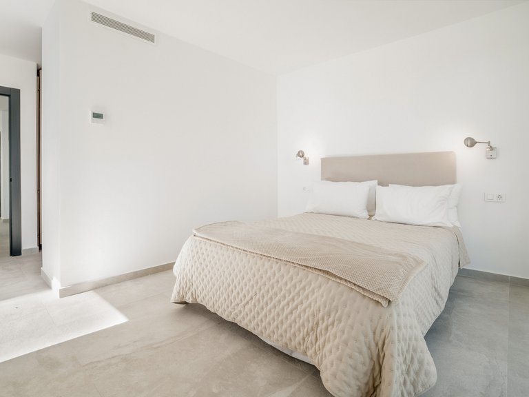Villa for Sale in Marbella, Malaga 16