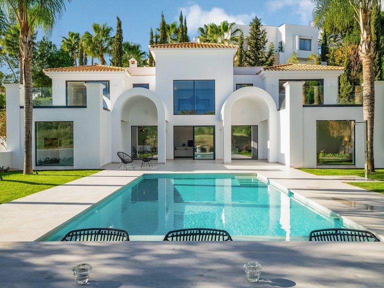 Villa for Sale in Marbella, Malaga 27