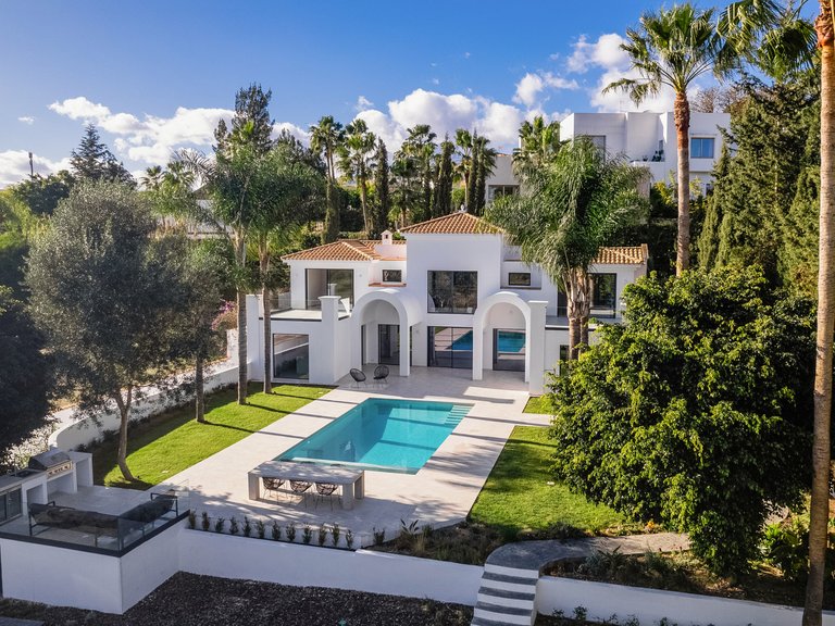 Villa for Sale in Marbella, Malaga 2