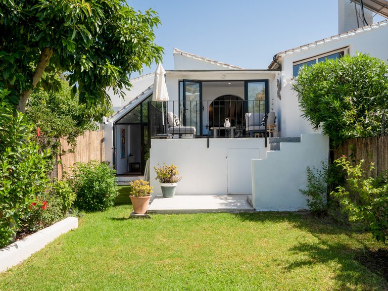 Villa for Sale in Estepona, Malaga 1