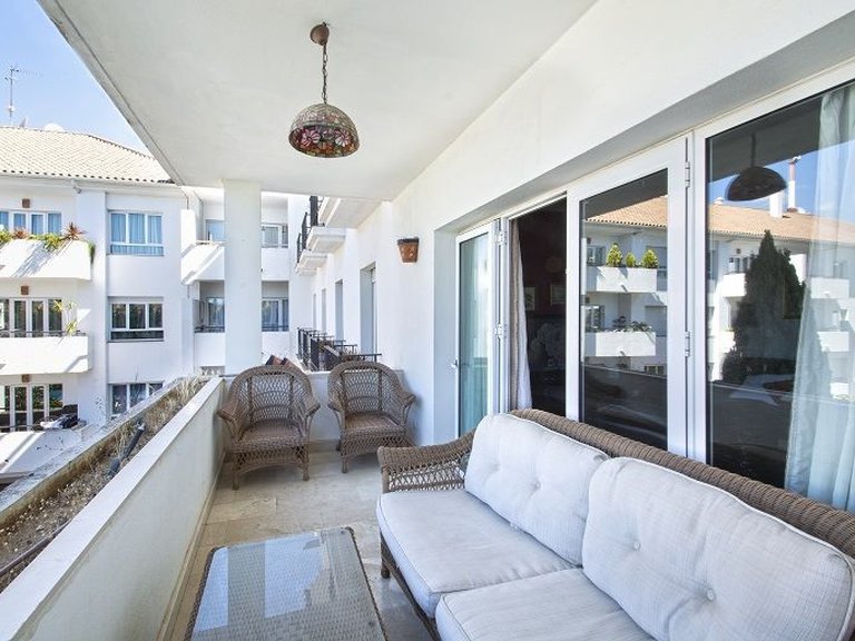 Apartment for Sale in Marbella, Malaga 12