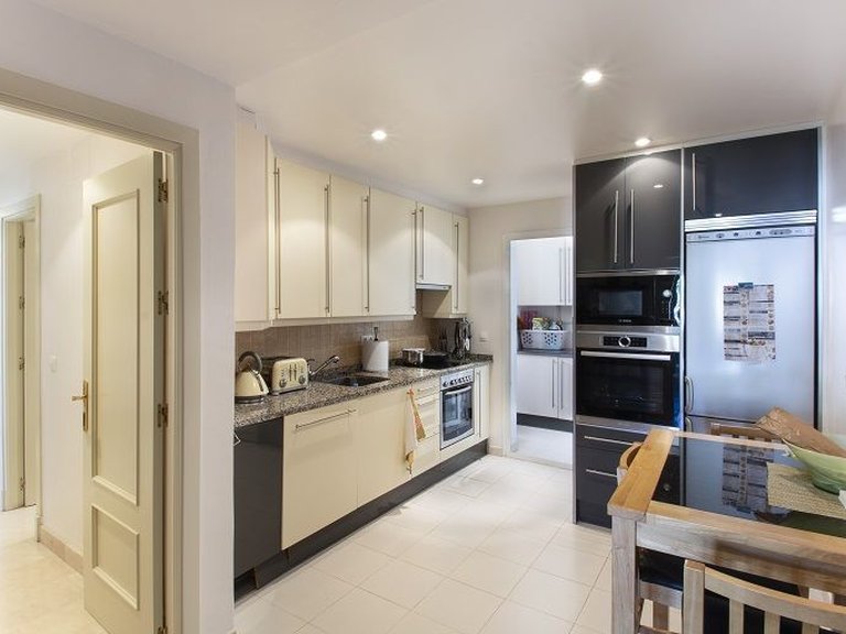 Apartment for Sale in Marbella, Malaga 6