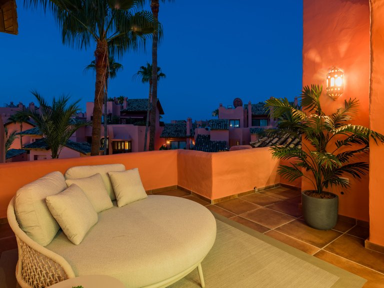 Apartment for Sale in Estepona, Malaga 10