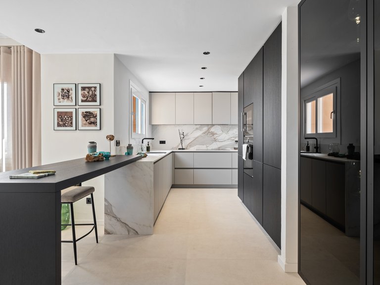 Apartment for Sale in Marbella, Malaga 7