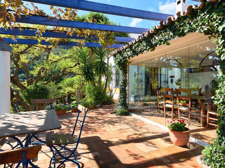 Villa for Sale in Estepona, Malaga 10