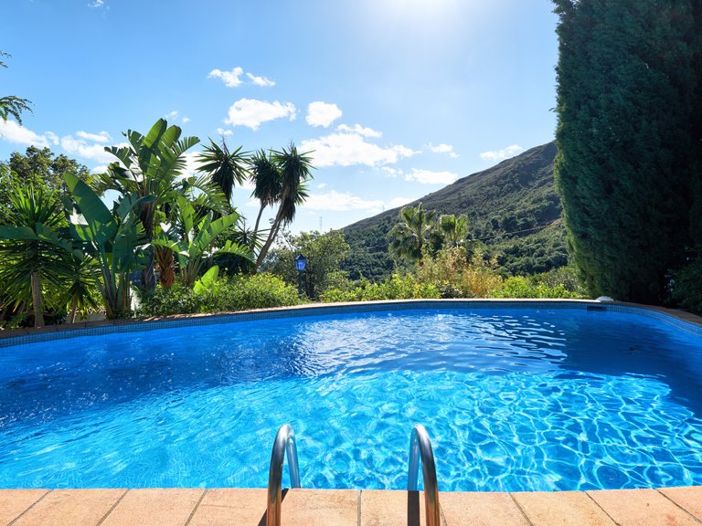 Villa for Sale in Estepona, Malaga 13
