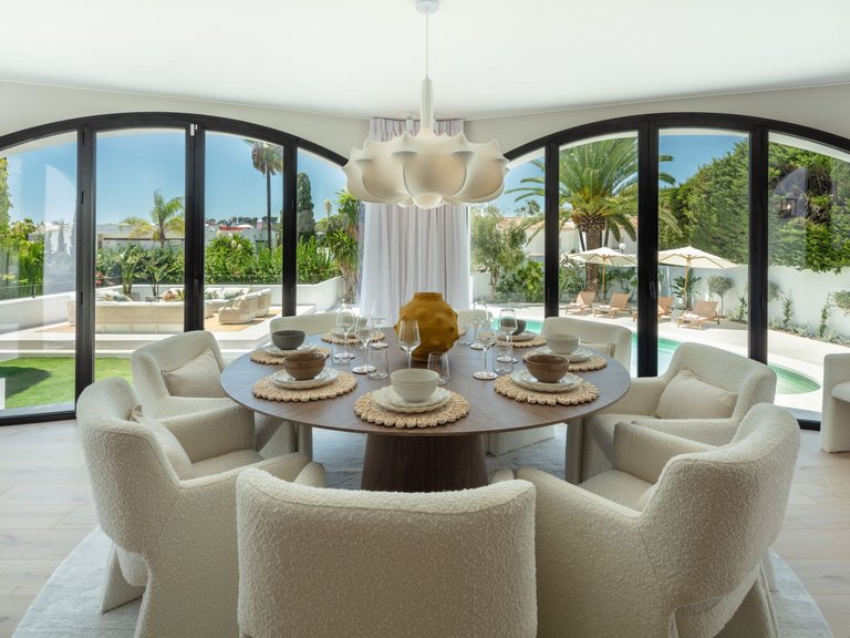 Villa for Sale in Marbella, Malaga 26