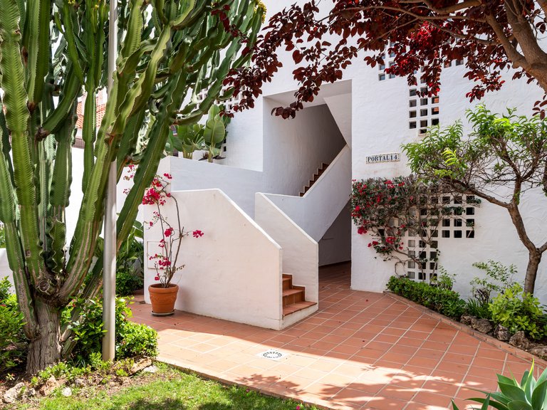 Apartment for Sale in Marbella, Malaga 34
