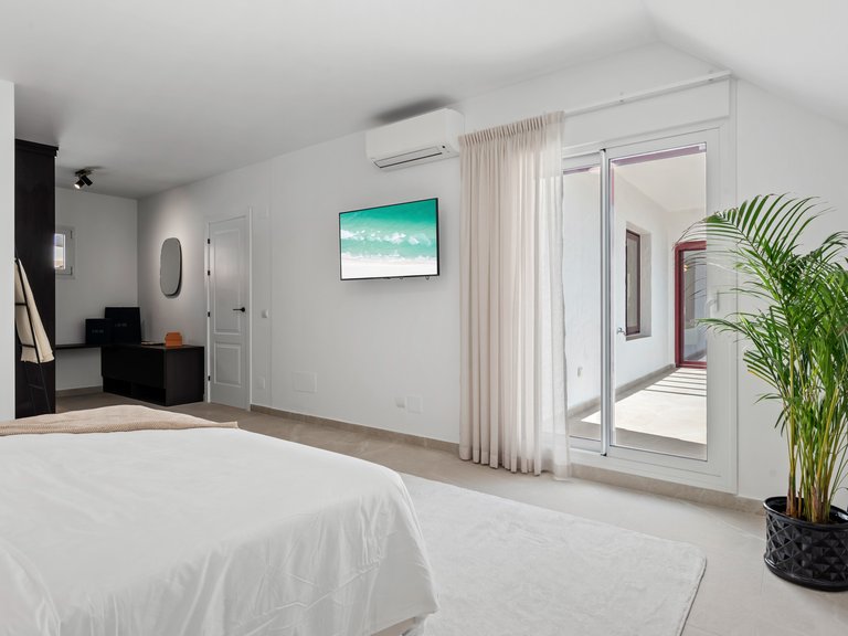 Apartment for Sale in Marbella, Malaga 9