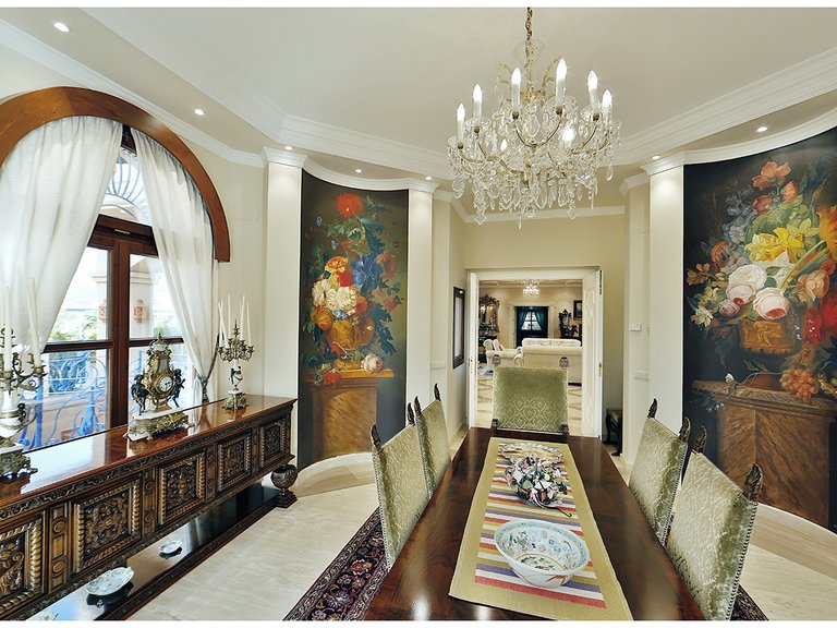 Villa for Sale in Marbella, Malaga 4