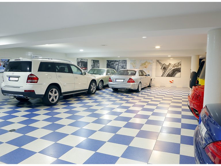 Villa for Sale in Marbella, Malaga 40