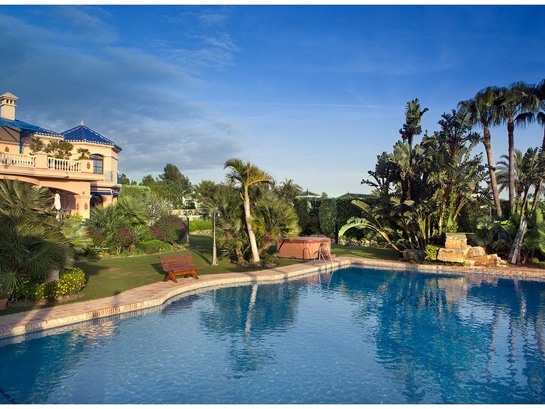 Villa for Sale in Marbella, Malaga 22