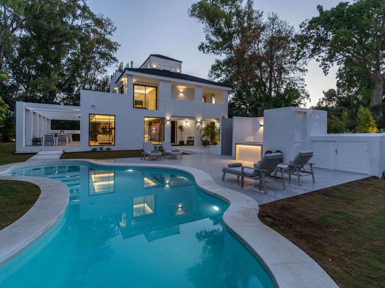 Villa for Sale in Marbella, Malaga 46
