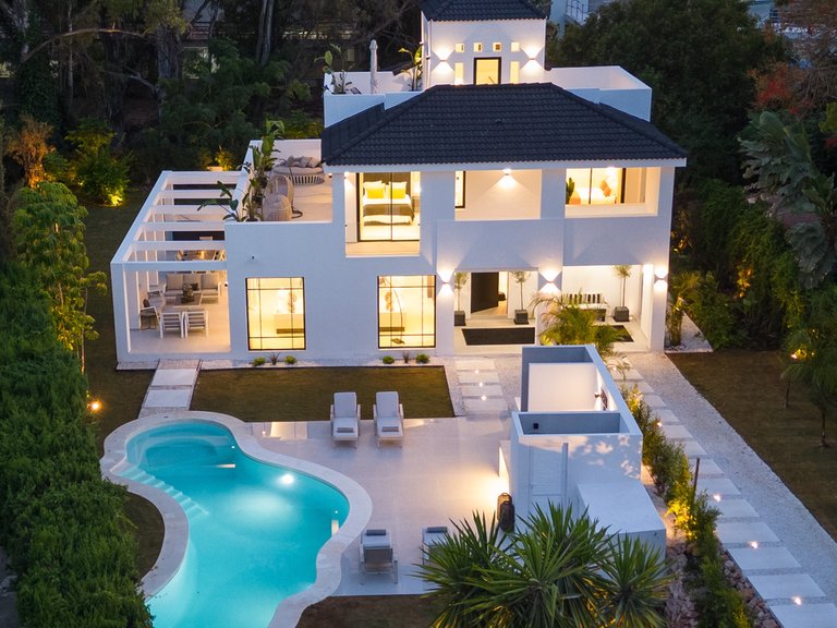 Villa for Sale in Marbella, Malaga 50