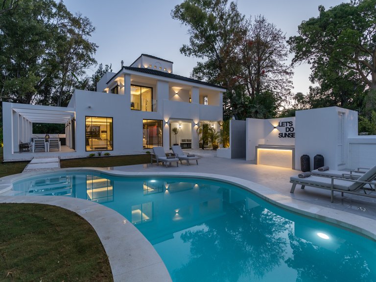 Villa for Sale in Marbella, Malaga 52