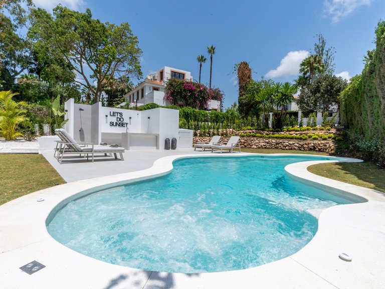 Villa for Sale in Marbella, Malaga 42