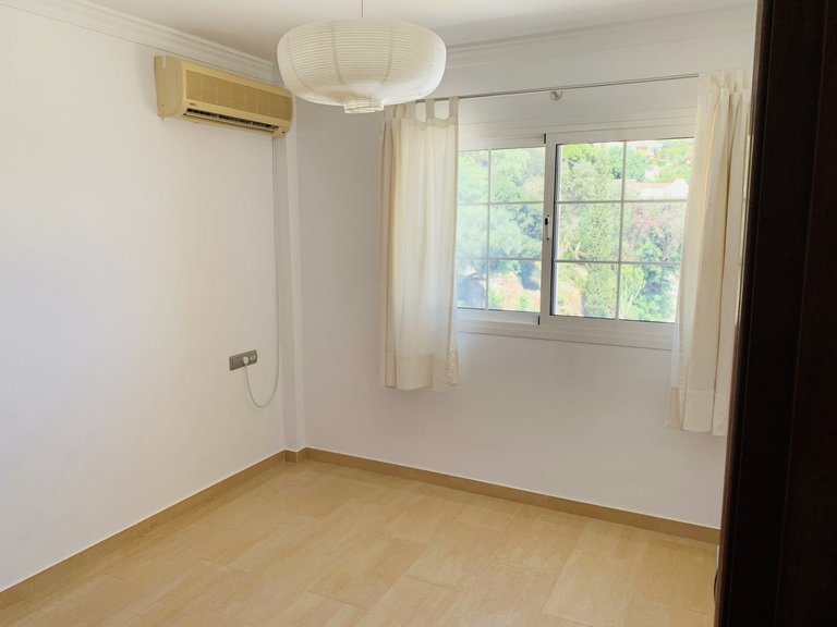 Villa for Sale in Marbella, Malaga 11