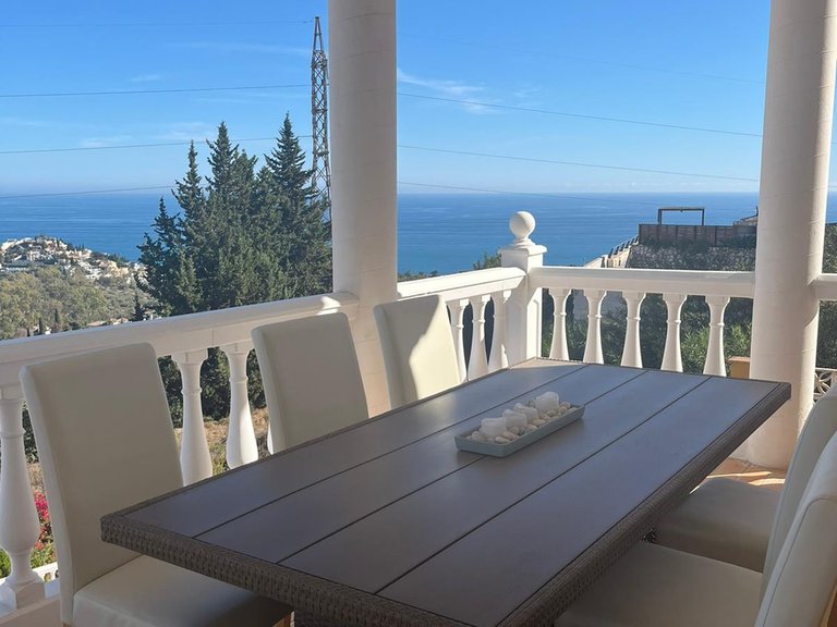 Villa for Sale in Marbella, Malaga 31