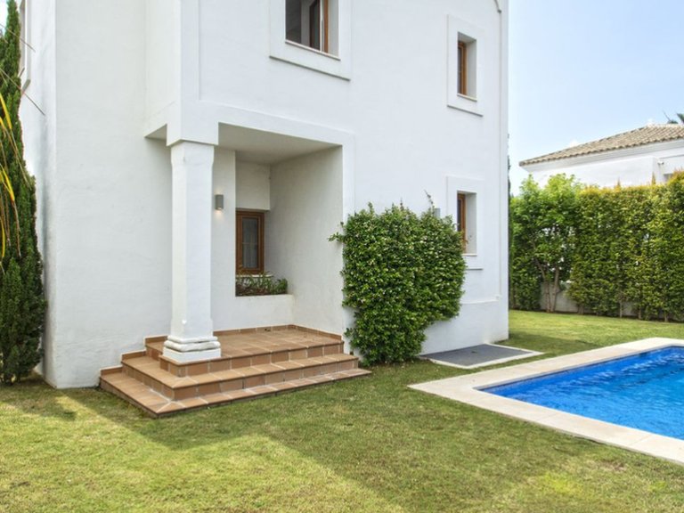 Villa for Sale in Marbella, Malaga 23