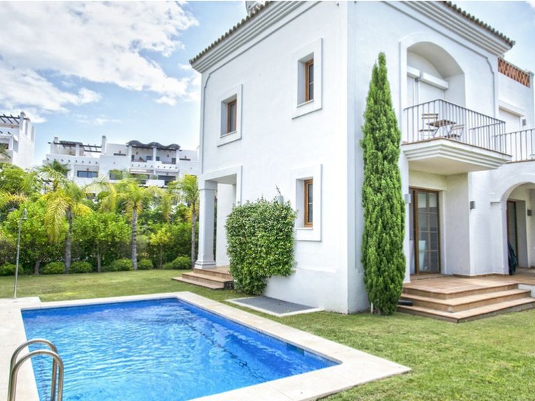 Villa for Sale in Marbella, Malaga 1