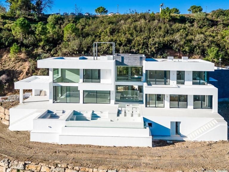 Villa for Sale in Marbella, Malaga 37