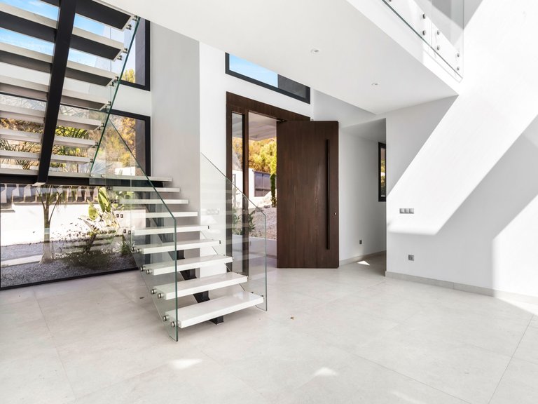 Villa for Sale in Marbella, Malaga 6