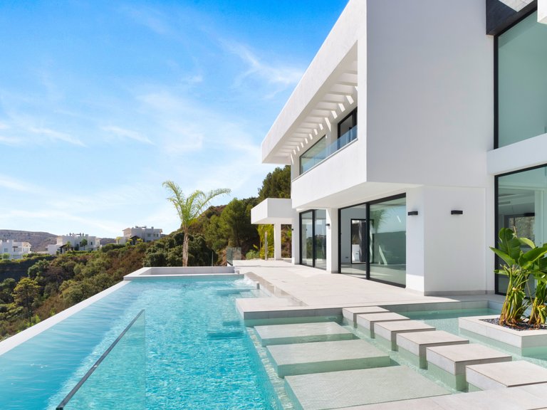 Villa for Sale in Marbella, Malaga 20