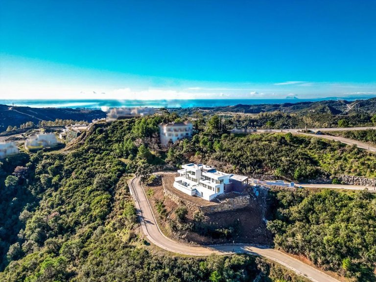 Villa for Sale in Marbella, Malaga 38