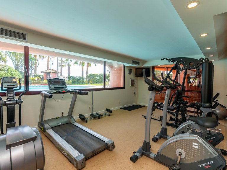Apartment for Sale in Marbella, Malaga 23