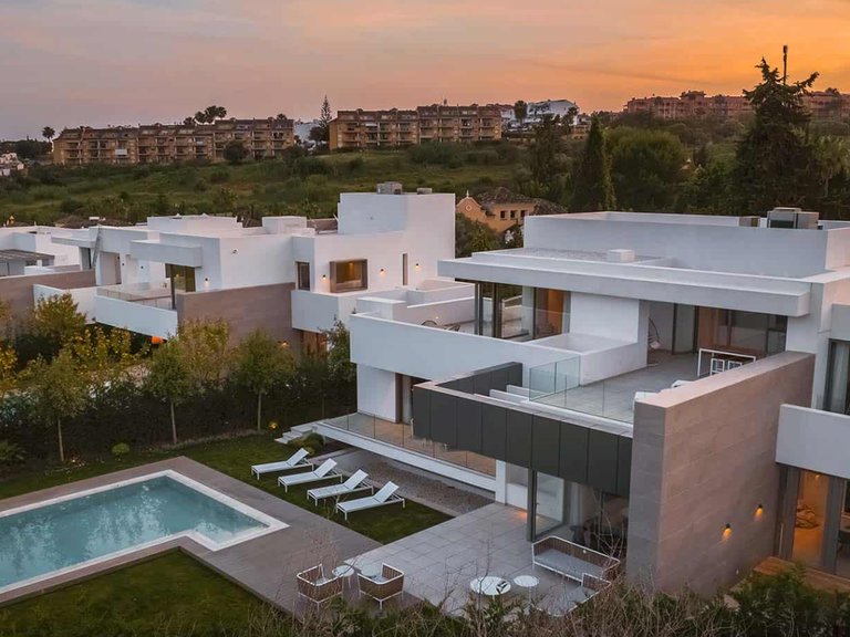 Villa for Sale in Marbella, Malaga 3