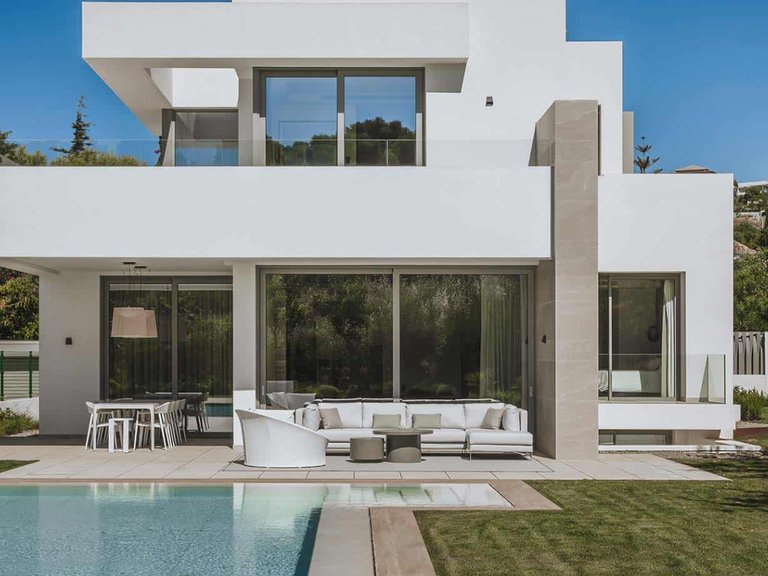 Villa for Sale in Marbella, Malaga 5