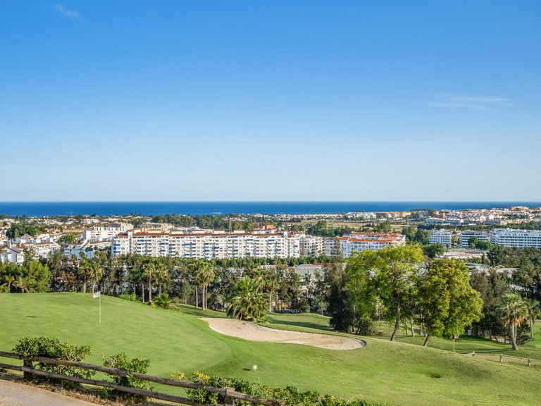 Apartment for Sale in Marbella, Malaga 37