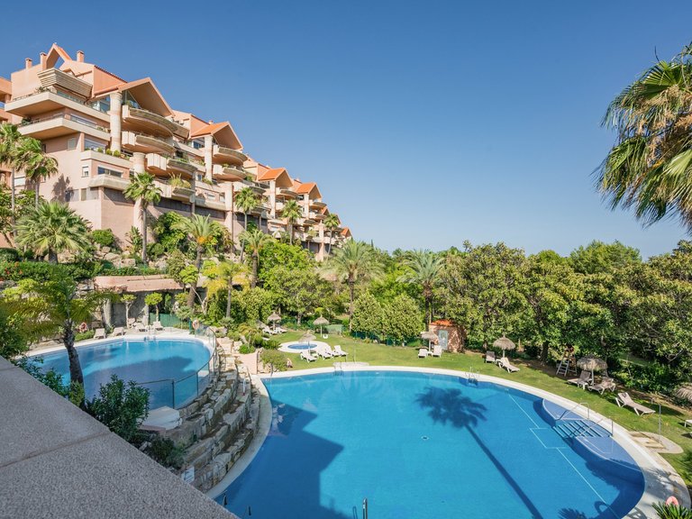Apartment for Sale in Marbella, Malaga 32