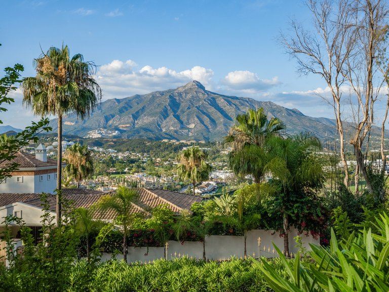 Apartment for Sale in Marbella, Malaga 7