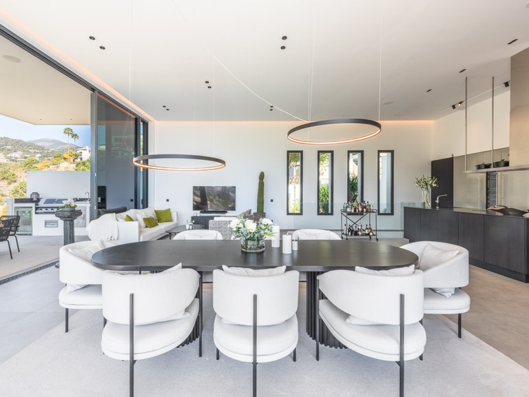 Villa for Sale in Marbella, Malaga 4