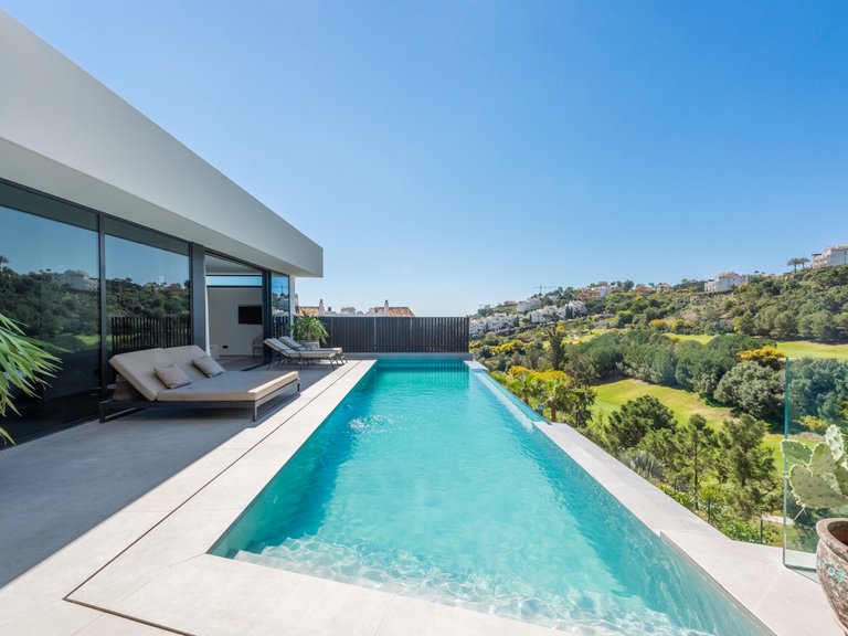 Villa for Sale in Marbella, Malaga 19