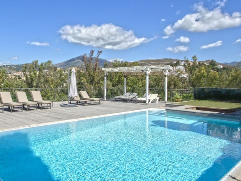 Villa for Sale in Marbella, Malaga 17