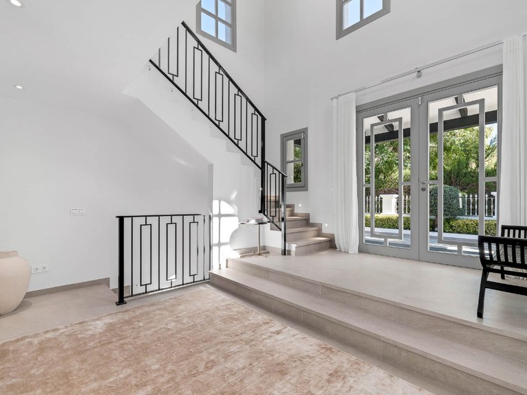 Villa for Sale in Marbella, Malaga 7