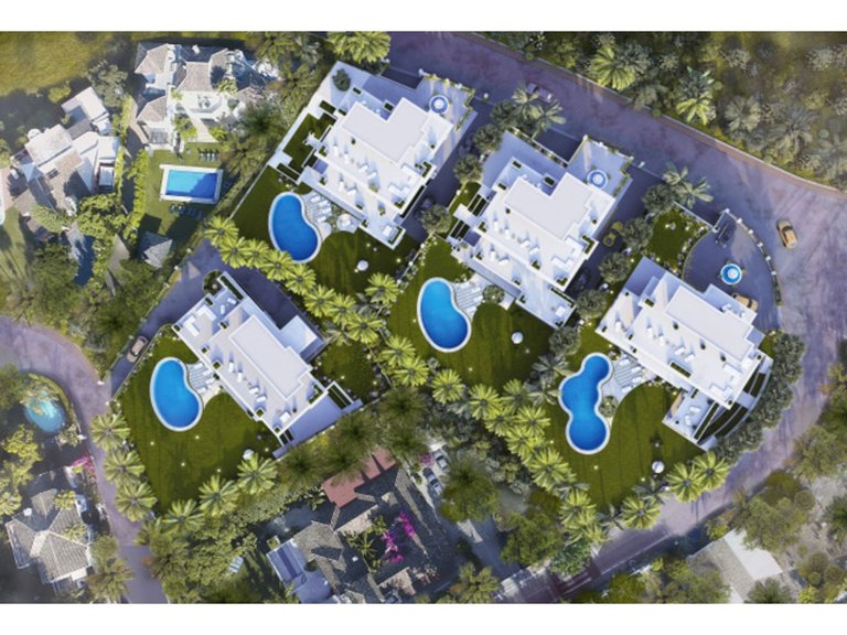 Villa for Sale in Marbella, Malaga 8