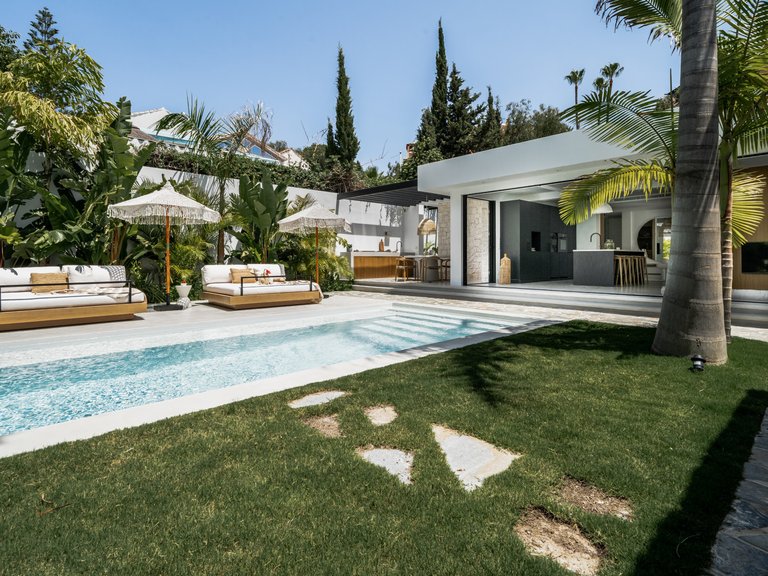 Villa for Sale in Marbella, Malaga 2