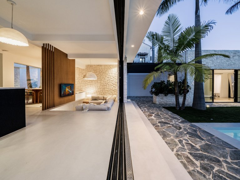 Villa for Sale in Marbella, Malaga 42