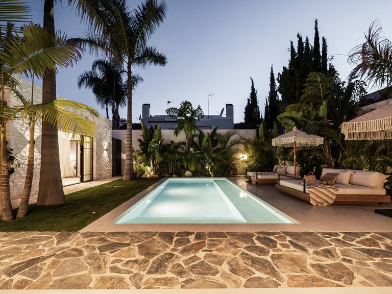 Villa for Sale in Marbella, Malaga 44