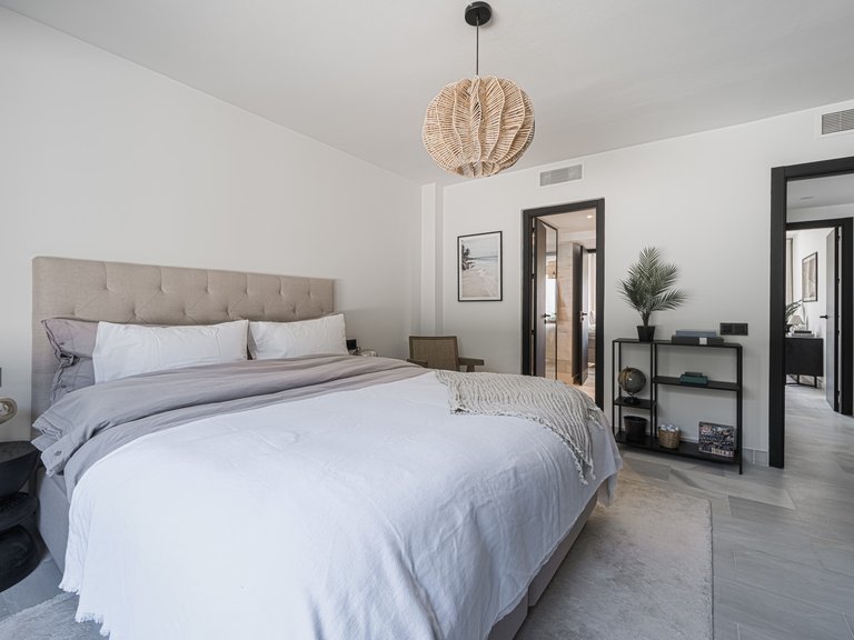 Villa for Sale in Marbella, Malaga 18