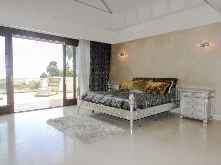 Villa for Sale in Marbella, Malaga 20
